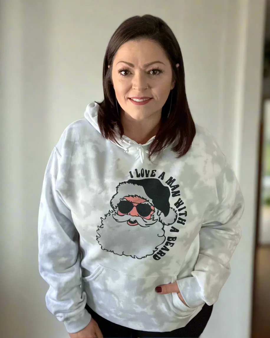 I love a man with a beard | graphic top